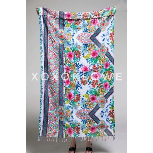 Floral Print Luxury Oversized Beach Blanket Towel - Picture 1 of 10